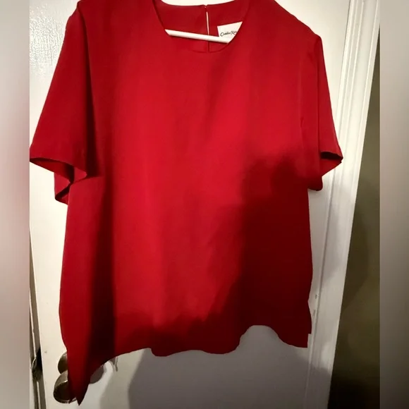 Women’s lightweight top- red - size XL - Picture 1 of 3